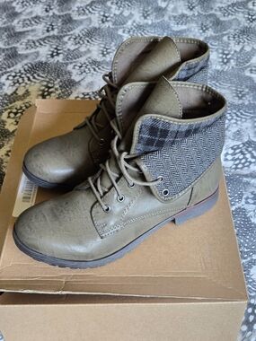 Rock & Candy Spray Paint Olive Green Plaid & Herringbone Fold-Over Combat Boots
